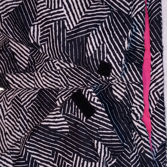 Columbia | Girls Zebra Print Puffer Jacket Size XXS 4-5 Black & Hot Pink - Picture 5 of 16